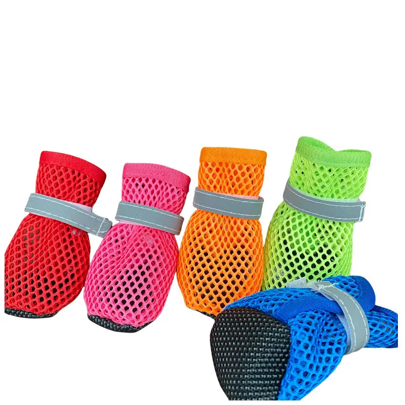 Non-slip, breathable and wear-resistant dog shoes, soft sole anti-slip off pet dog boots, durable paw protective covers