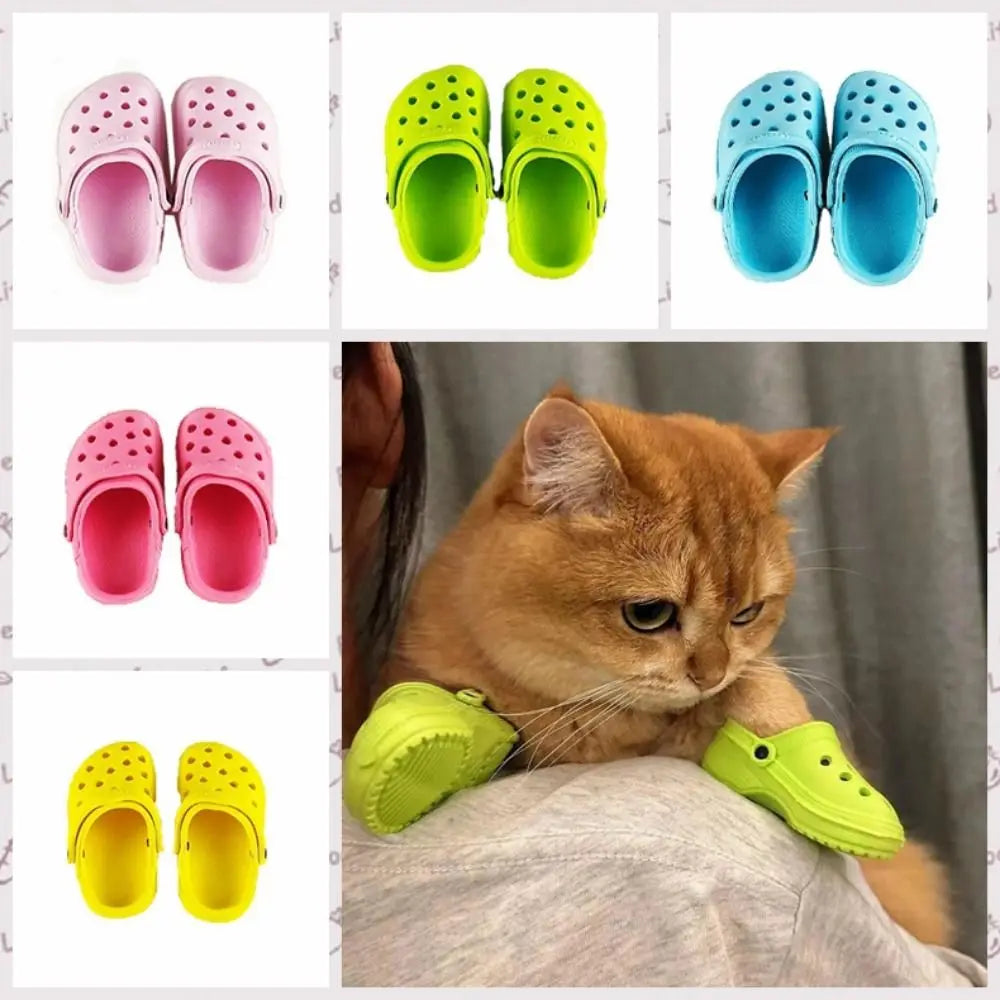 Cat Shoes for Cats A Pair Cute Pet Sandals Non-slip Summer Dog Shoes Comfortable Hole Shoes Breathable Dog Accessories CW67